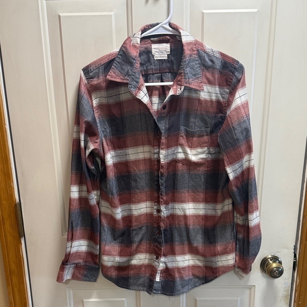 Weatherproof Vintage Comfort Stretch Plaid Shirt - Red, Gray, and White size M